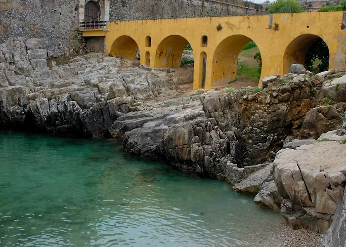 Intune Дом отдыха Пениши